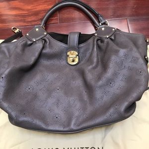 Louis Vuitton Mahina hobo, Authentic
